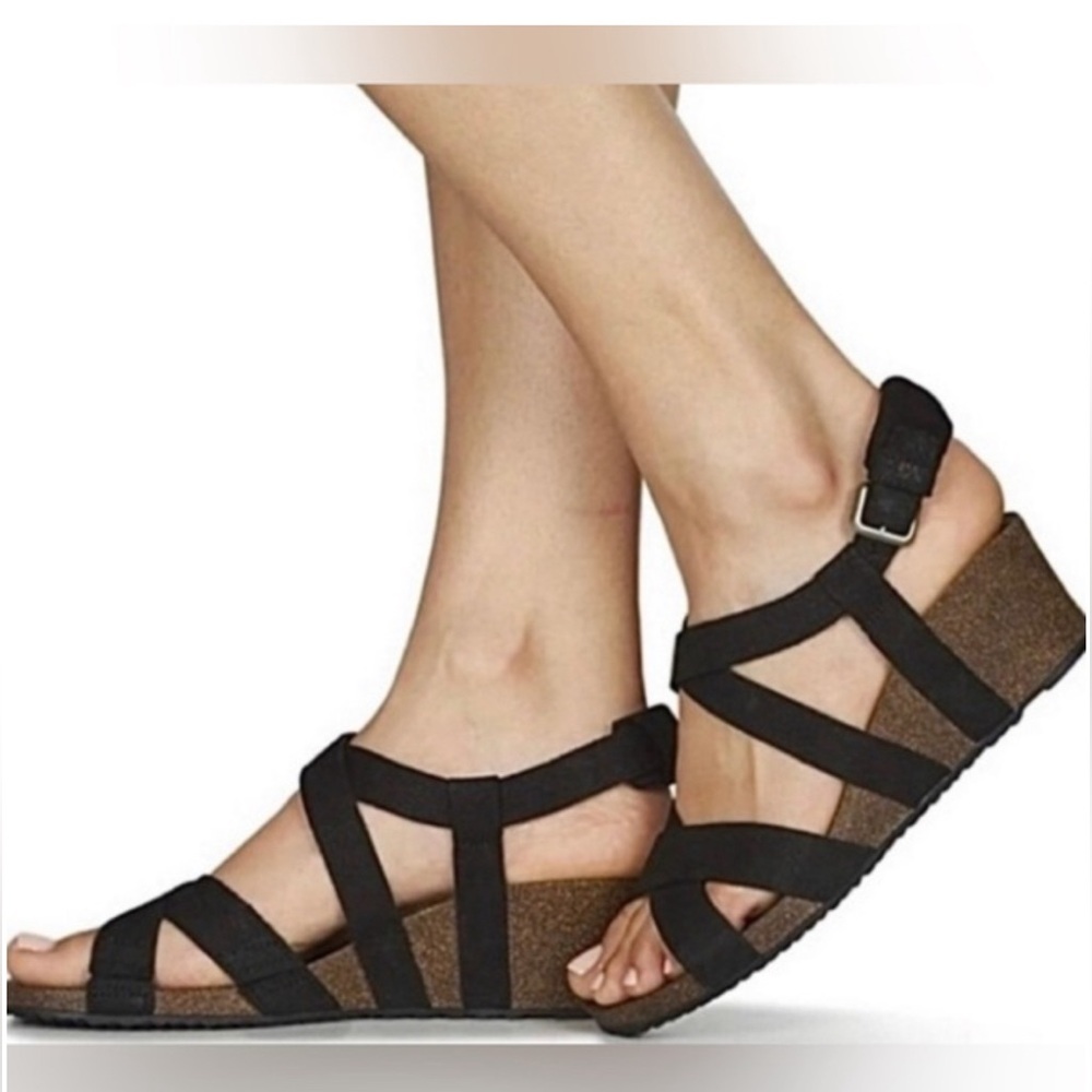 Teva leather strappy wedge sandal